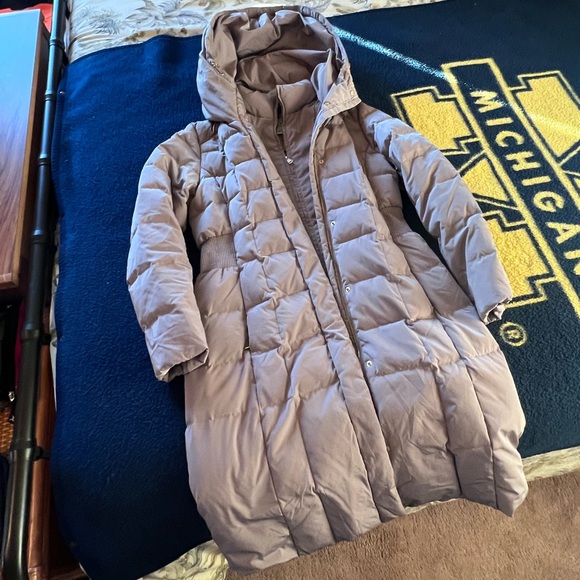 Cole Haan Women's 32" Signature Hooded Taffeta Down Coat - Picture 8 of 11